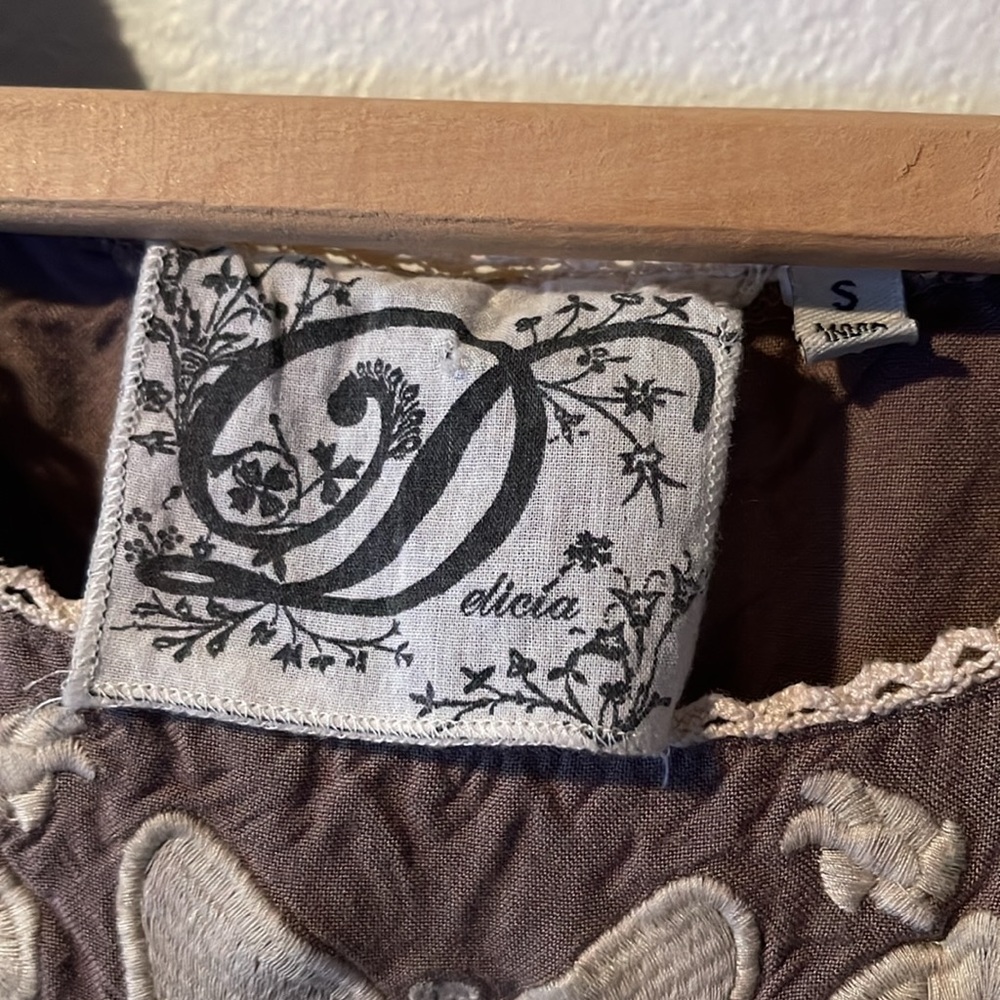 Delicia - Picture 2 of 5
